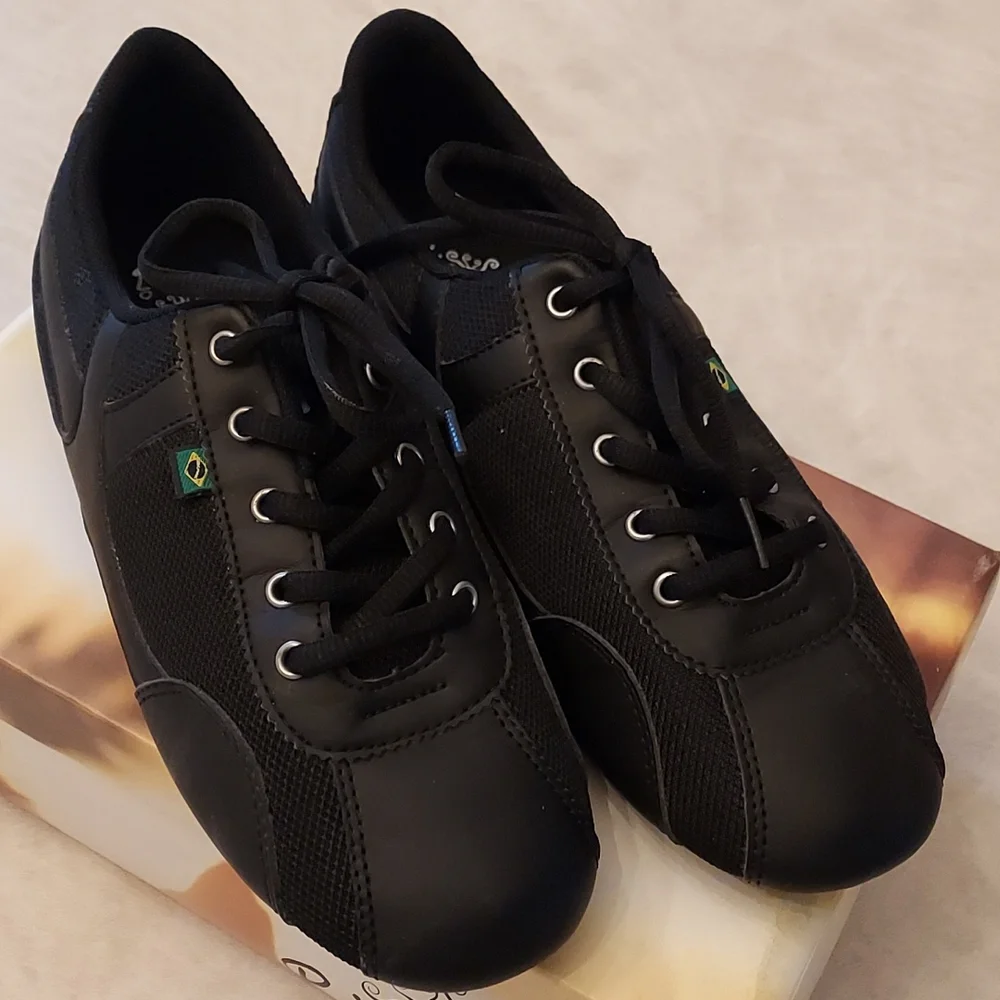 Worn once! Zumba Shoes - Picture 2 of 5